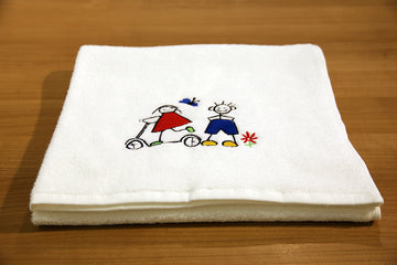 Children's bath towel: Riva/Heidi