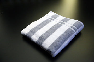 Bath towel: Riva/Lara
